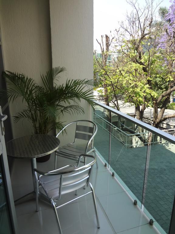 קוארנבאקאבה Triumph Tower Residence מראה חיצוני תמונה